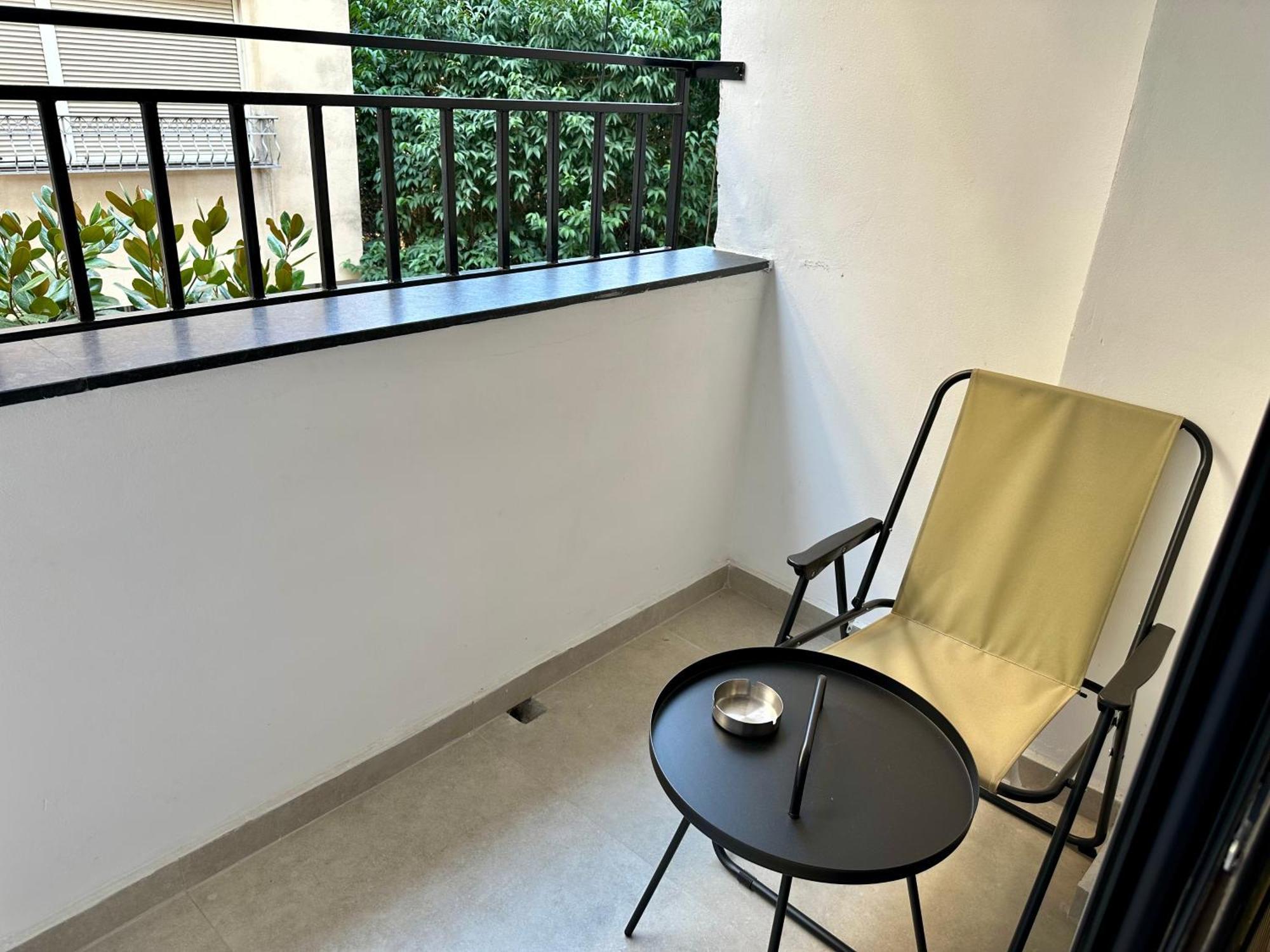 Lili'S Tirana Center Apartments Bagian luar foto